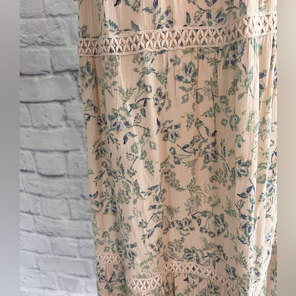 Lucky Brand Maxi Dress Soft Cream Blue Floral Flutter Sleeves Crochet Boho - Picture 6 of 12